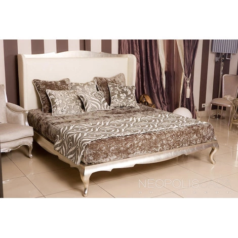 Кровать с решеткой отделка сусальное серебро, покрытое лаком шампань, кожа "под крокодила" цвета слоновой кости от FRATELLI BARRI, FB.BD.VZ.44