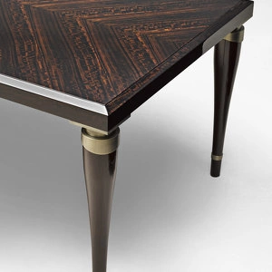 Обеденный стол Jackie отделка глянцевый эвкалипт Mocha, цвет металла латунь