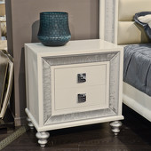 Прикроватная тумбочка