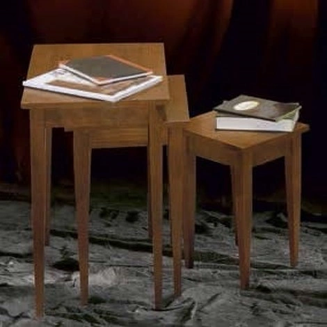 Комплект из трех приставных столиков от VACCARI, VR.ST.BL.671