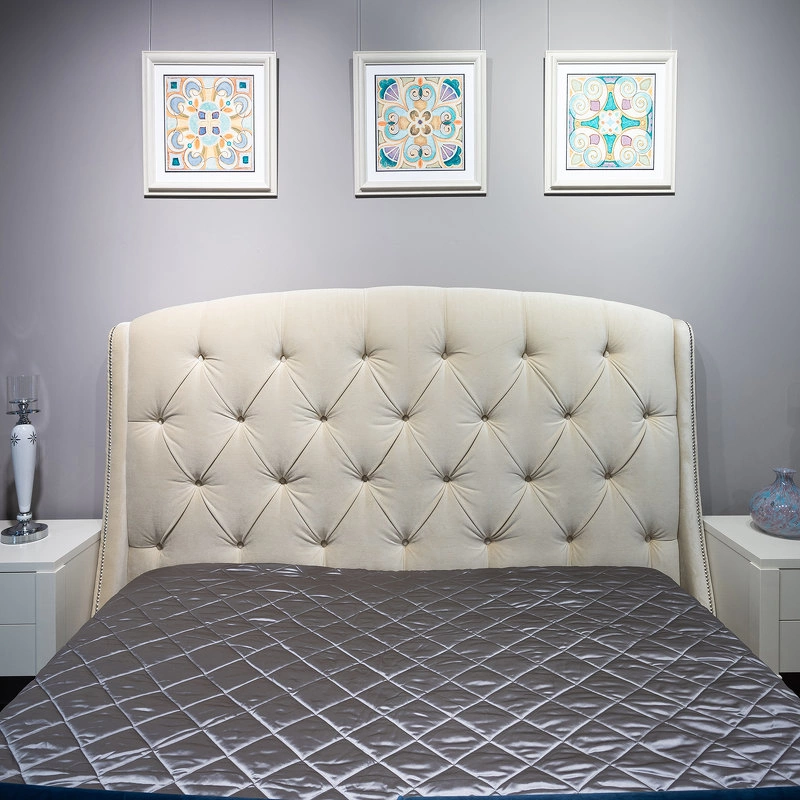 Кровать отделка бежевый блестящий лак Beige B gloss, ткань MARISA-41A от FRATELLI BARRI, FB.BD.RM.680