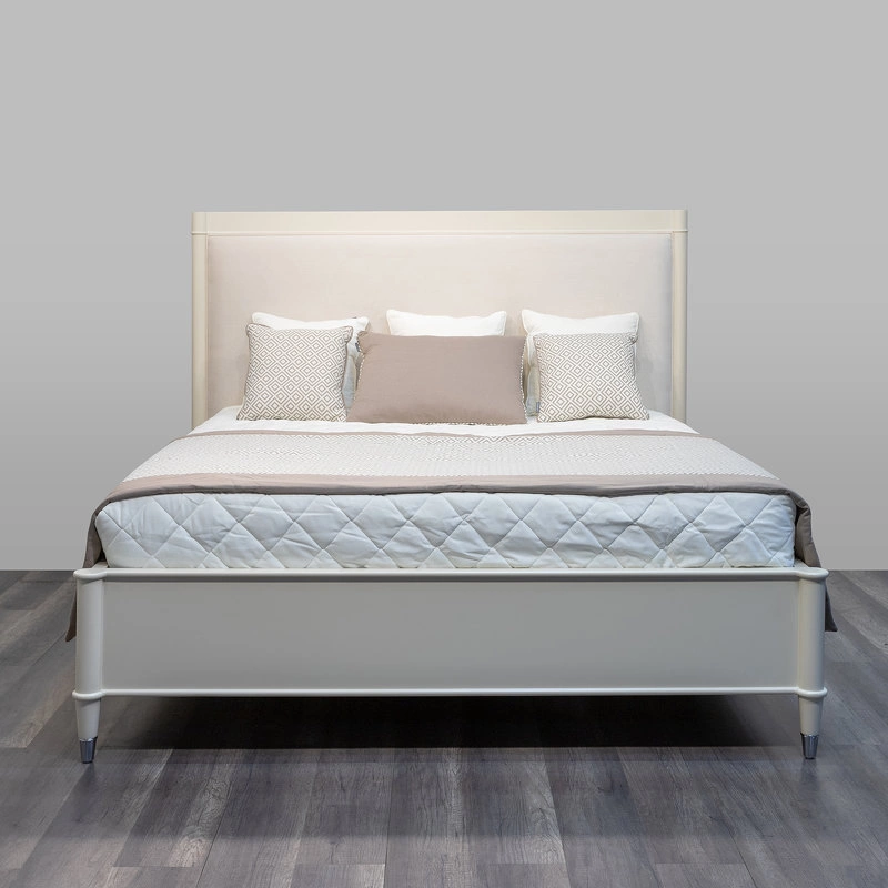 Кровать с решеткой отделка матовый бежевый лак, ткань Jeanie-02 от FRATELLI BARRI, FB.BD.MD.677