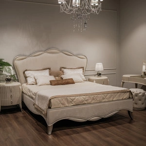 Кровать с решеткой отделка серебряное напыление, ткань Tiffany-01