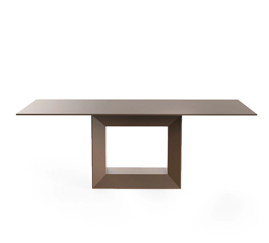 Обеденный стол Vela от VONDOM, VM.DT.VN.778