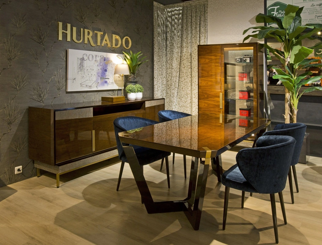 Обеденный стол раздвижной от HURTADO, HD.DT.CA.47