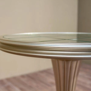 Приставной столик отделка серебряное напыление