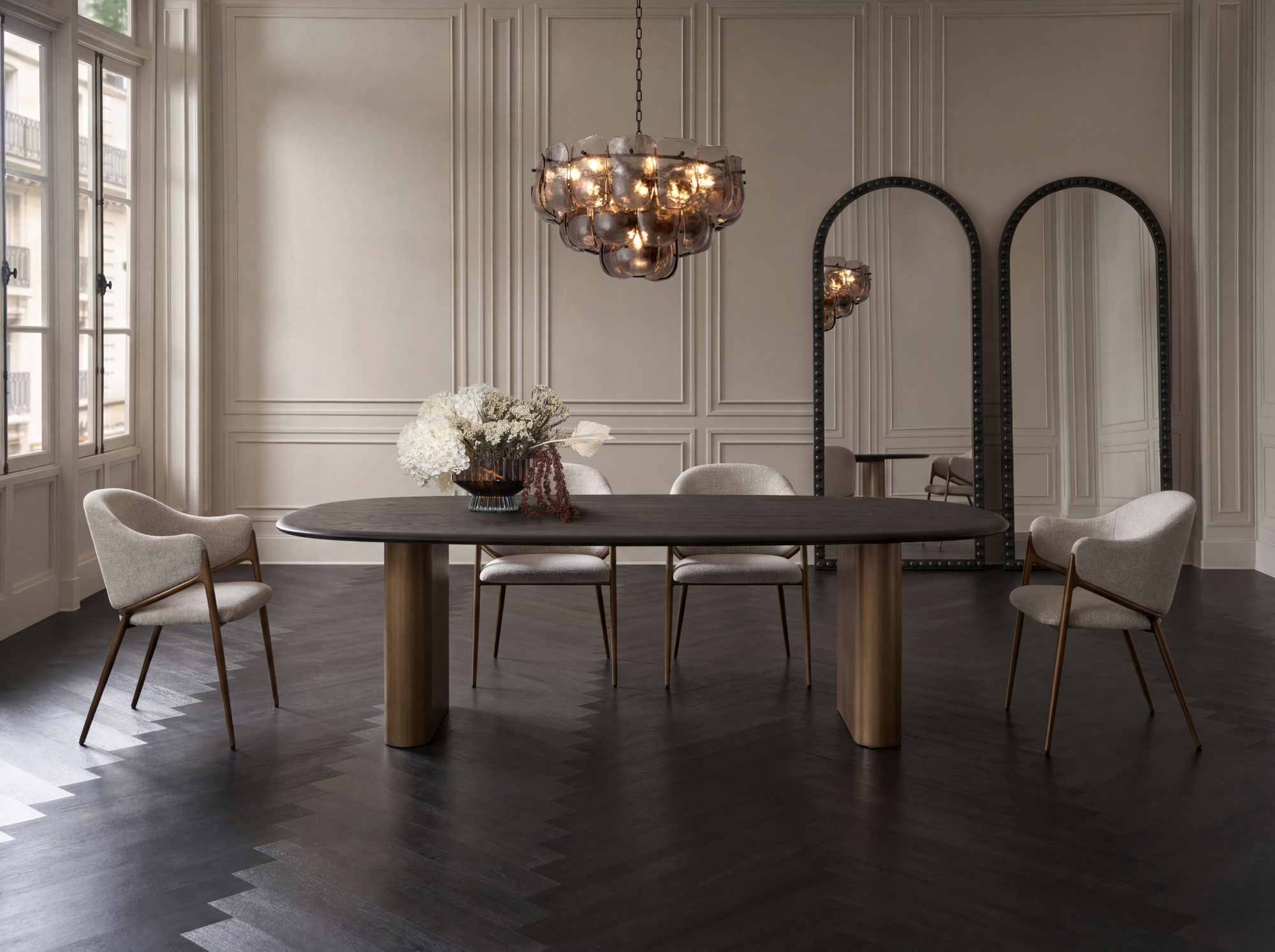 Мебель из коллекций Selection и Timeless в Neopolis Casa